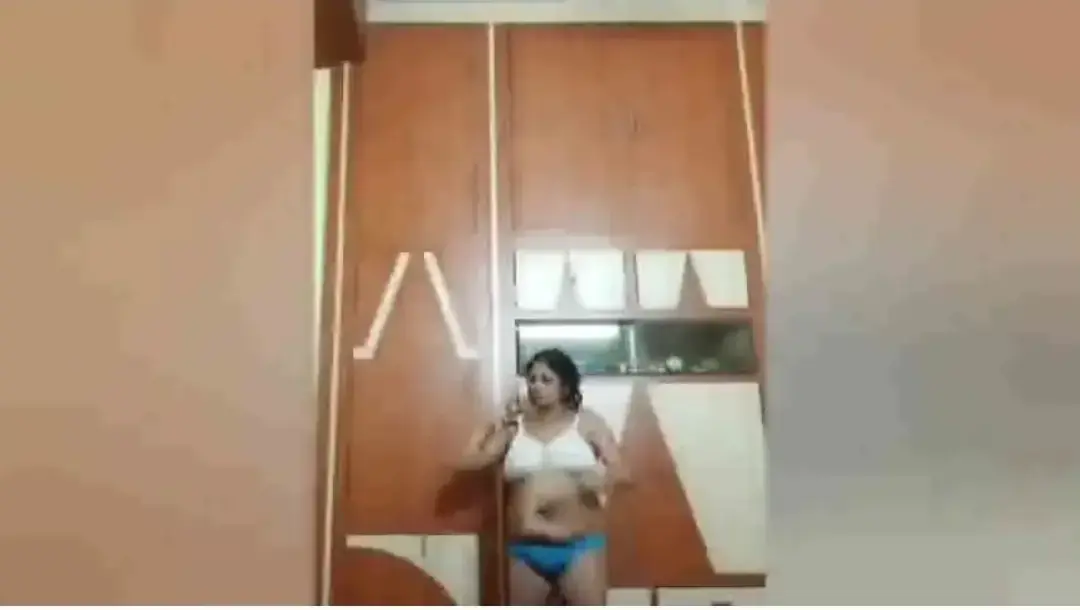 Featured image for Viral Punjabi Aunty Full Nude Clothes Changing Video Exposed
