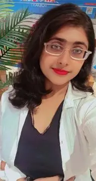 Featured image for Bengali Babe with Huge Boobs Puts on a Hot Naked Show