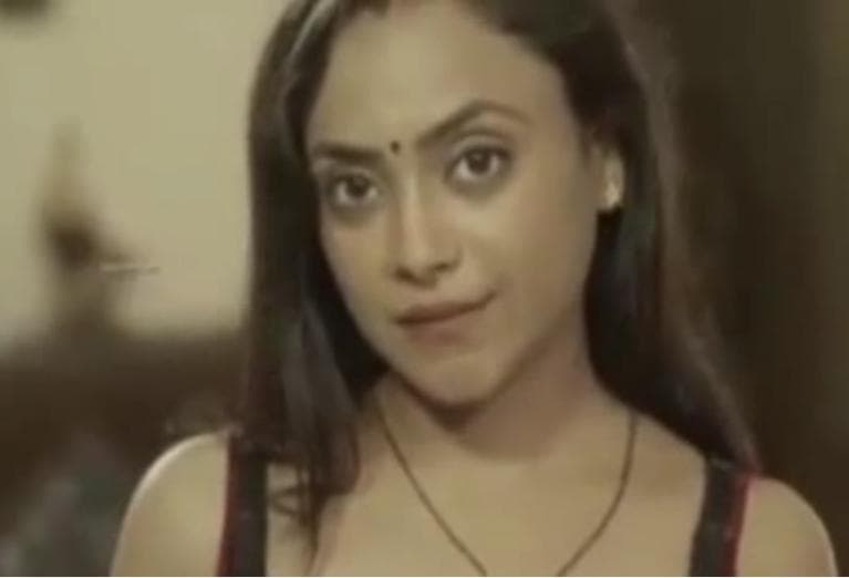 Featured image for Horny Desi Slut Bhabhi Wants Hard Cock And Gets Fucked At Home