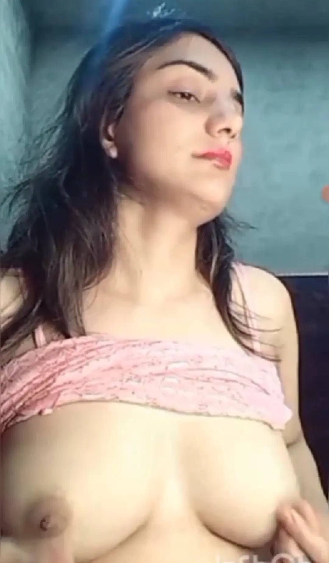 Featured image for Beautiful desi girl presses her big juicy boobs and shows nipples on live cam