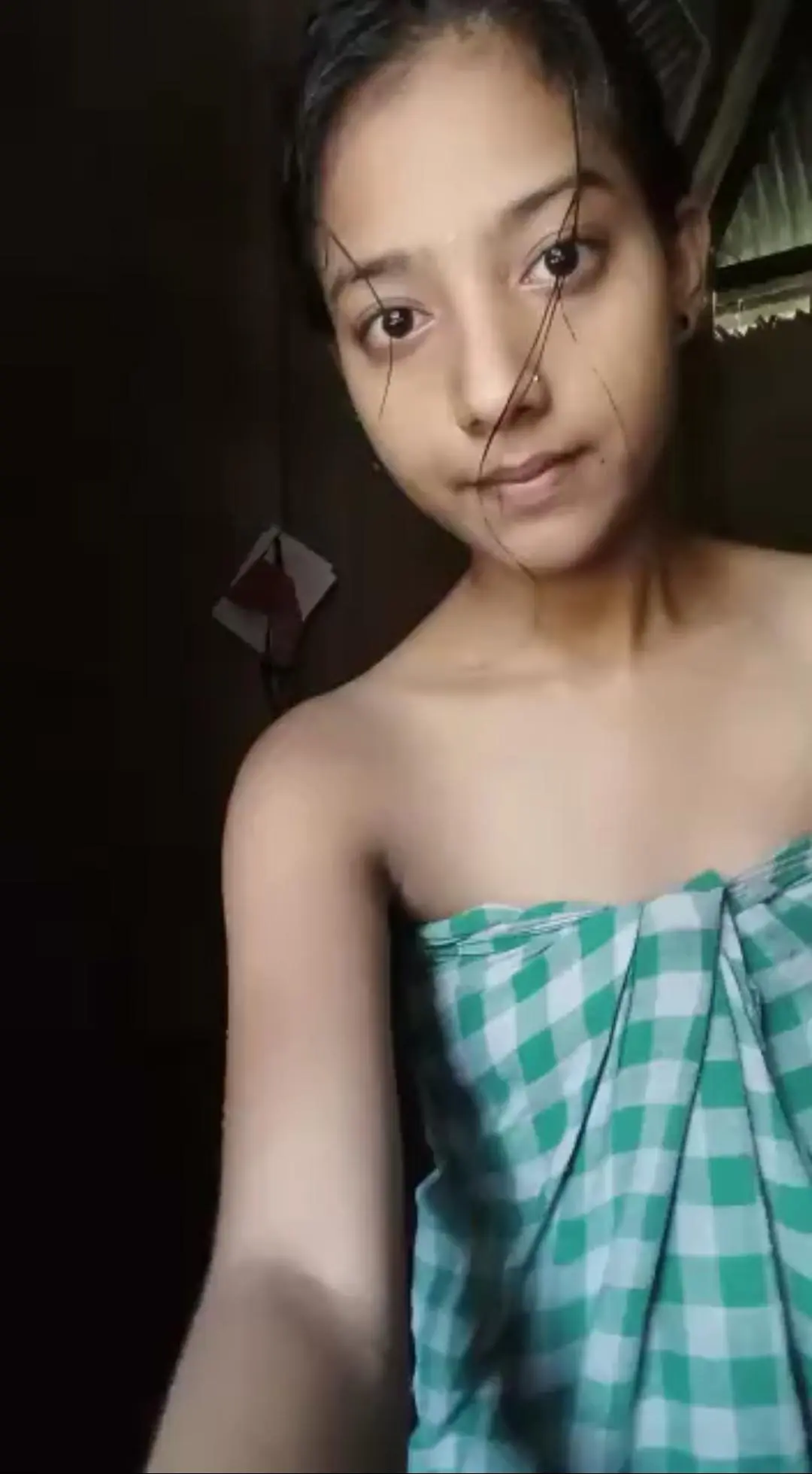 Featured image for Tamil Girl Nude Fingering Her Wet Pussy in Homemade Self Record Video