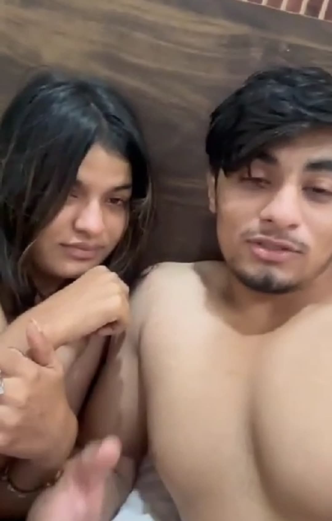 Featured image for Hot Desi Girlfriend Fucks Boyfriend Hard in Hotel Viral Sex Video
