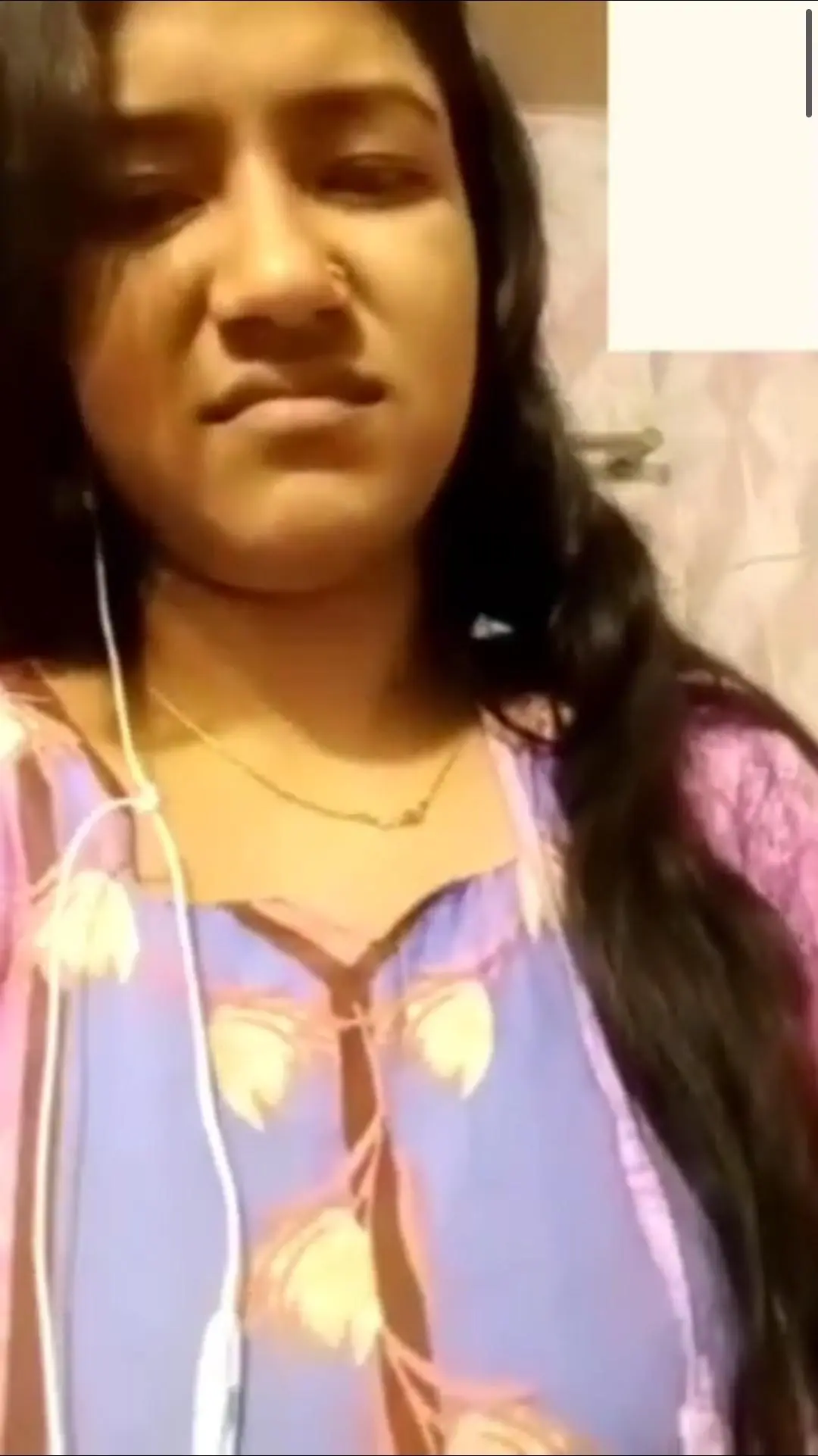 Featured image for Desi Girl Shows Her Big Boobs and Hairy Wet Pussy on Video Call