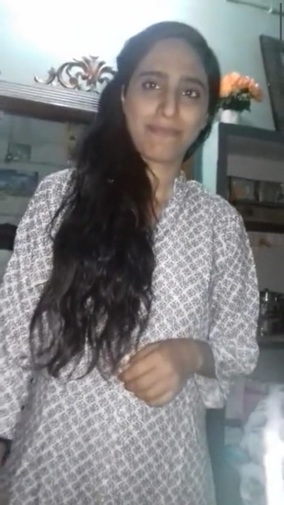 Featured image for Pakistani slim girl kissing and sucking cousin brother dick