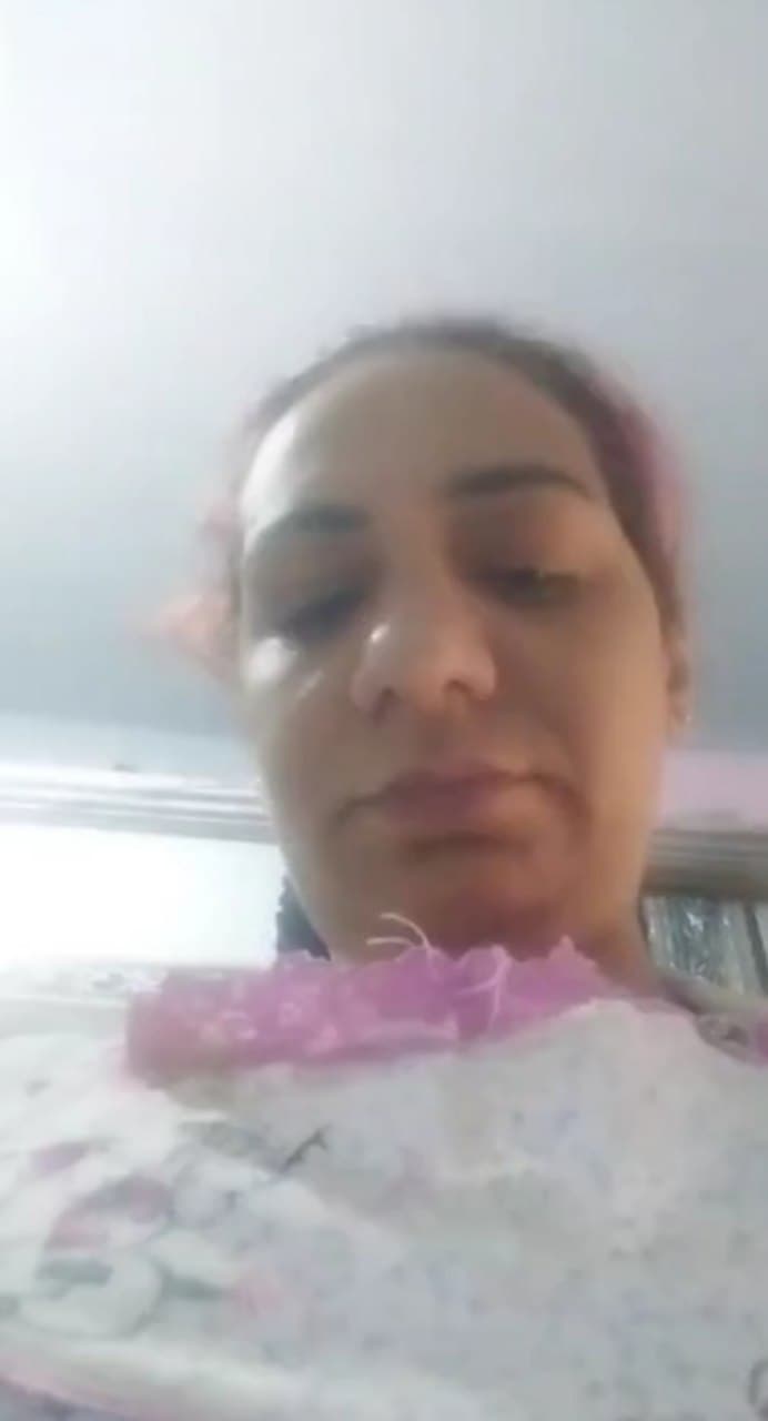 Featured image for Horny Desi Aunty Full Nude Mastering Her Wet Pussy On Cam