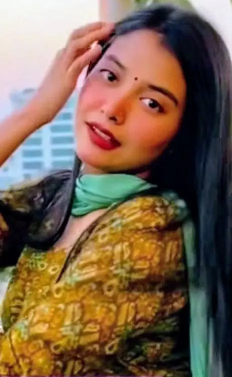 Featured image for Cute Desi Girlfriend Gets Fucked Hard Doggy Style XXX Video