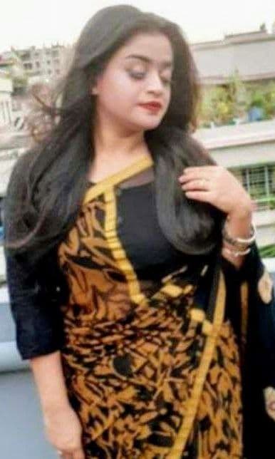 Featured image for Bangladeshi college girl flashes her amazing big boobs on a video call