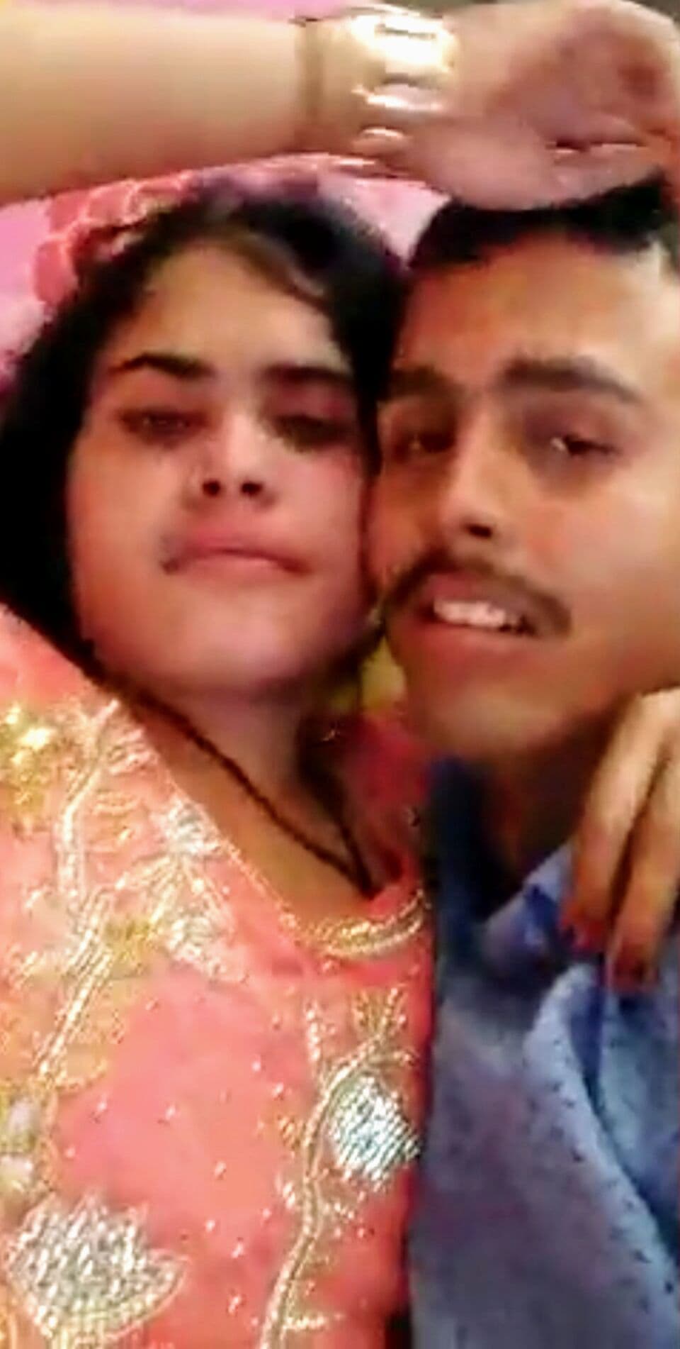 Featured image for Desi Girlfriend Gets Her Tight Pussy Fucked Hard By Boyfriend In Selfie Sex Video