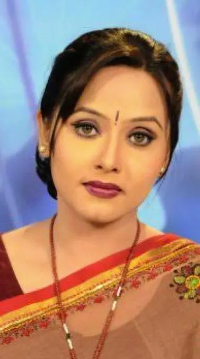 Featured image for Desi Aunty Live Pussy Closeup Teasing Show Stripping naked