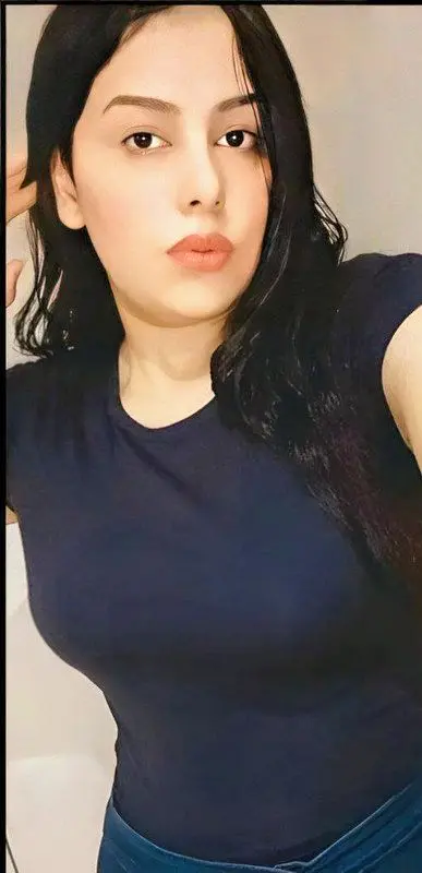 Featured image for Lusty Desi Milf Shows Off Her Huge Massive Boobs