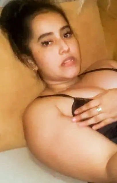 Featured image for Horny Punjabi Girl Gets Nude and Fingers Her Tight Pussy