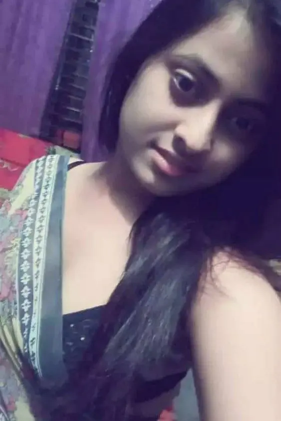 Featured image for Young Desi Girl Gets Her Tight Pussy Fucked Hard By Younger Boy At Home