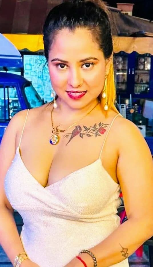 Featured image for Hot Model Tina Nandi Gives Sloppy Blowjob In Romantic Sex Scene