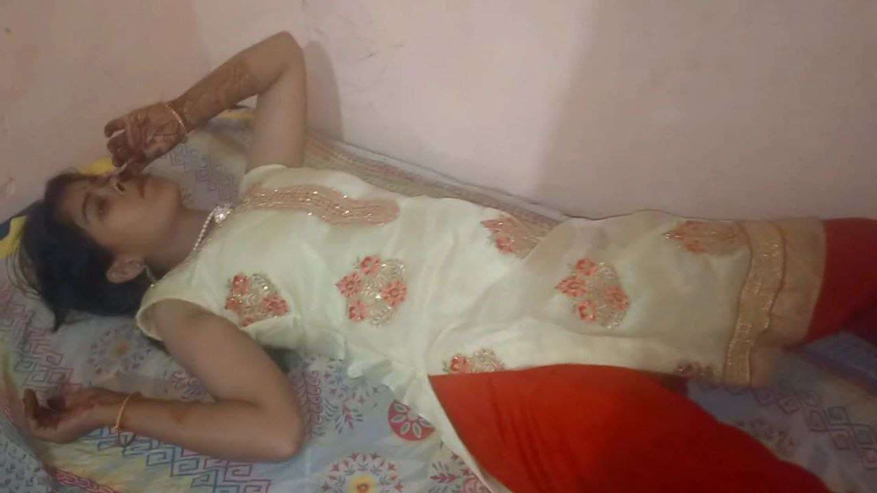 Featured image for Mamta bhabhi shares bed with cousin bro for rough pussy and ass fucking