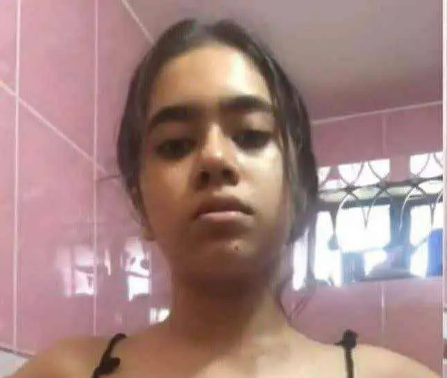 Featured image for Beautiful Desi Girl Fingering Her Wet Pussy in the Bathroom