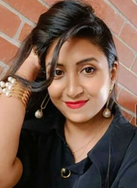 Featured image for Bangladeshi Girl with Huge Boobs Rubbing Her Tits in Closeup