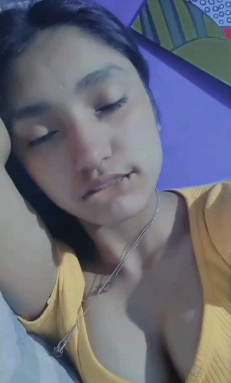 Featured image for Big Boobs Desi Girl Shows Off Her Hairy Pussy in Homemade Sex Video