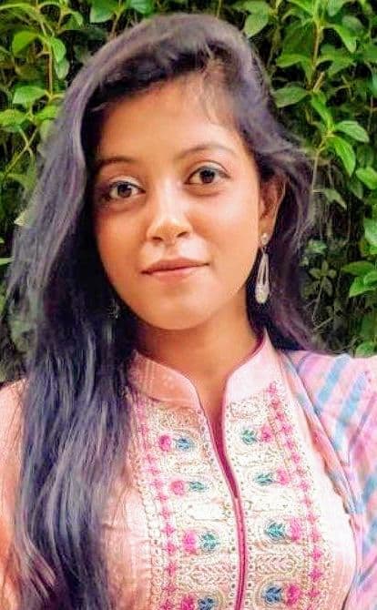 Featured image for Desi Girlfriend Gives Nude Blowjob To Boyfriend In Oyo Room